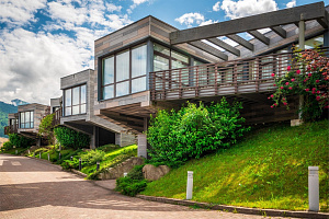 Шале в Красной Поляне с видами на снежные вер...