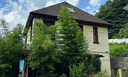 Дом с ремонтом 200 м.кв. на участке 5 соток