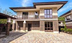 Дом в стиле Райт в Мацесте