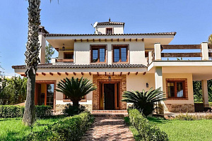 Коттедж в самом сердце Сочи, с бассейном и бл...