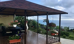 Шикарный дом с прямым видом на море