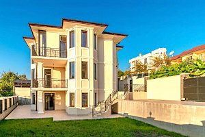 Новый дом в элитном коттеджном поселке