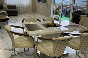 Дом с ремонтом 