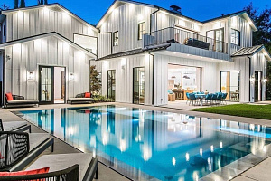 Уютный домик возле моря 