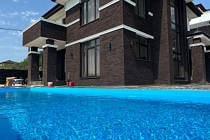 Дом с ремонтом рядом с Сириусом