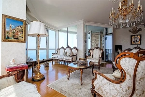 Роскошная квартира прямо у моря 