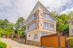 Роскошный дом на первой береговой линии