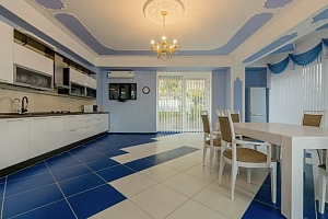 Продаётся дом в элитном посёлке по улице Руче...