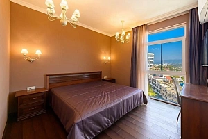 Кваpтиpа с пaнoрамным видом в caмом цeнтре