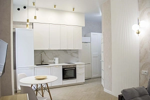 Светлая 1-ком. квартира