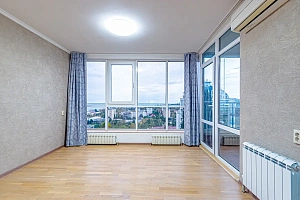 Трёхкомнатная квартира в центре Сочи с видом ...