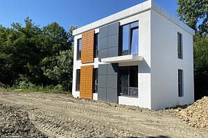 Коттедж у лесного массива