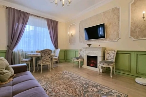 Квартира с дизайнерским ремонтом!