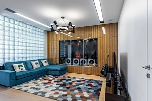 Трехкомнатная квартира с видом на море