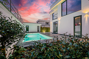 Элитная вилла в стиле хай-тек