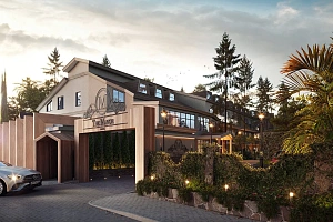 Отель Манор (The Manor 4*)