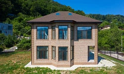 Дом с ремонтом и шикарным видом 