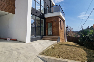 Двухэтажный дом в Сочи