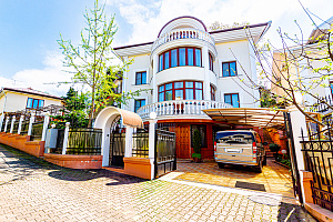 Роскошный дом в центре Сочи