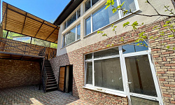 До остановки 200 метров