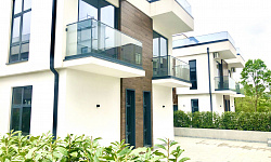 Элитный загородный дом в черте города