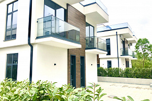 Элитный загородный дом в черте города