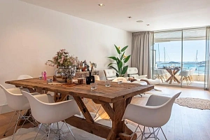 Пентхаус напротив морского побережья с дизайн...