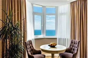 Квартира с прямым видом на море в ЖК Белый Дв...