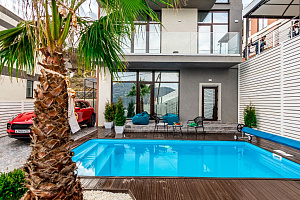 Лучший по качеству и по ремонту, дом в центра...