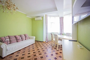 Трехкомнатная квартира в Дагомысе!