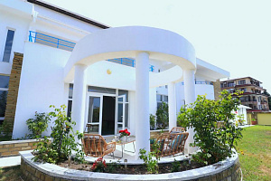 Роскошная вилла в элитном поселке Лазурный Бе...