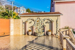 Продается уютный, светлый, сказочный дом.