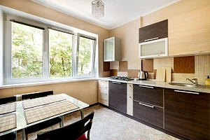 Трехкомнатная квартира в центре Сочи