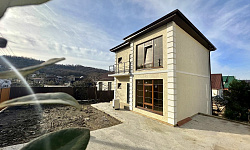 В продаже два новых дома