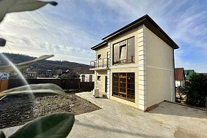 В продаже два новых дома