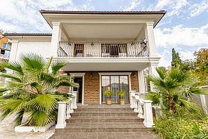 Коттедж в элитном районе с видом на море