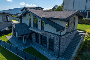 Дом с видом на горы