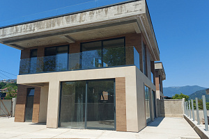 Шикарный дом в близи города 