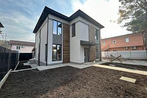 Дом с ремонтом в тихом месте