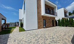 Продается дом с бассейном в стиле Хай-Тек!