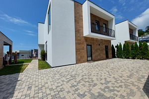 Продается дом с бассейном в стиле Хай-Тек!