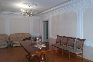 Квартира крупногабаритная в Центре Сочи