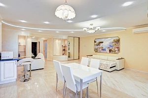 Видовая квартира  на море в центре Сочи