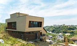 Недорогой современный дом