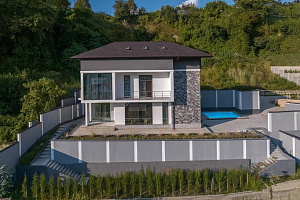 Современный дом для большой семьи