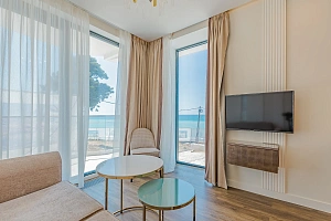 Апартамент на первой береговой линии