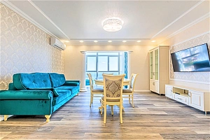 Полноценная двухкомнатная квартира в доме биз...