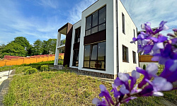 Дом с видом на горы