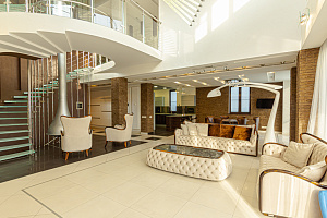 Вилла с бассейном в Центре Сочи 