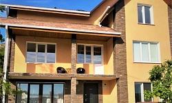 Отличный дом в уютном месте